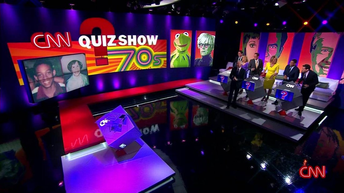Квиз шоу знаешь ли ты. Шоу студия игра. CNN Quiz show.