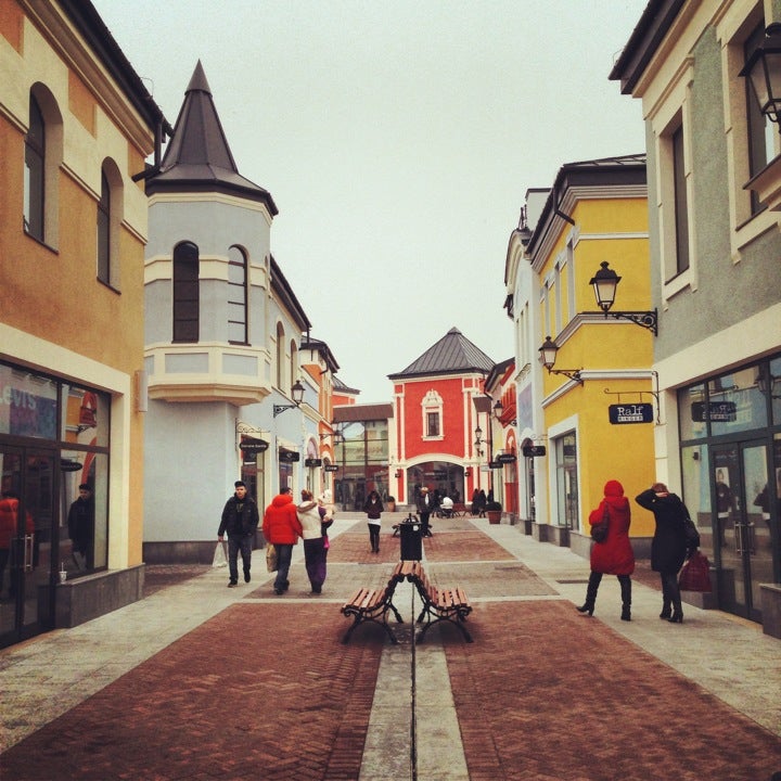 Outlet котельники village белая