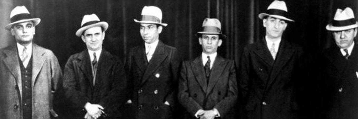 Mafia history. Коза Ностра лаки Лучано. Лаки Лучано и Мейер Лански. Фрэнк Палермо мафия. Мафиози лаки Лучано 1930.