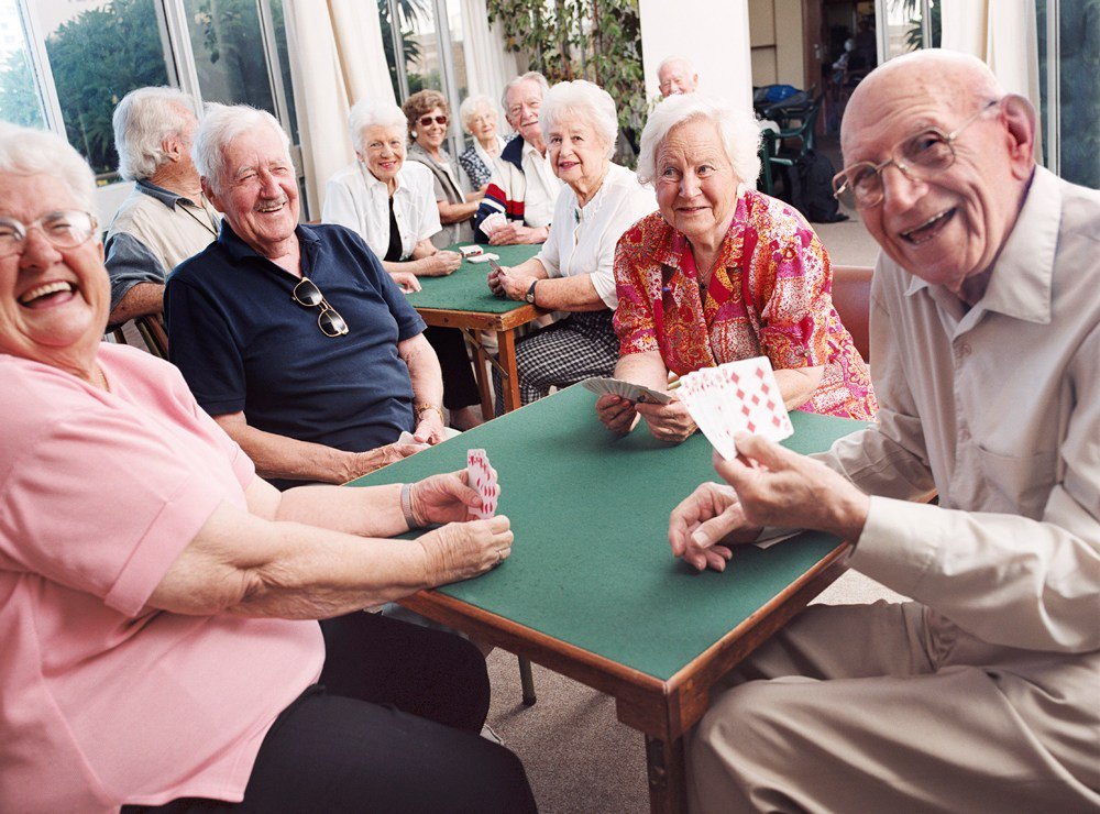 Развлечение для старичков. Увлечения пенсионеров. Досуг пенсионеров. Хобби для пожилых людей. Игры для пенсионеров.