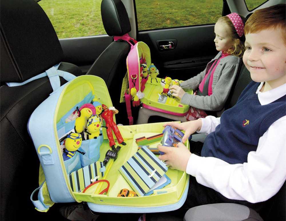 Игры в долгую дорогу в машине. Игрушки в машину для детей. Развлечение для детей с машинами. Игрушки в дорогу для детей. Дорога для машин игрушка.