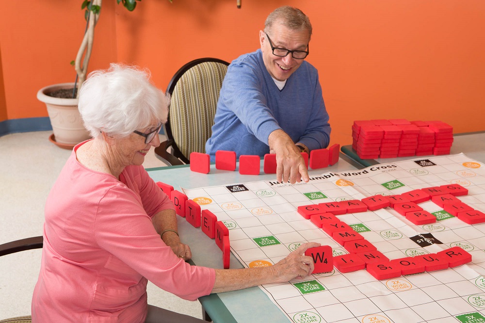 Конкурсы игра для пожилых. Игрушка старик. Занятия для пожилых. Игрушки для пожилых. Игрушки для пенсионеров.
