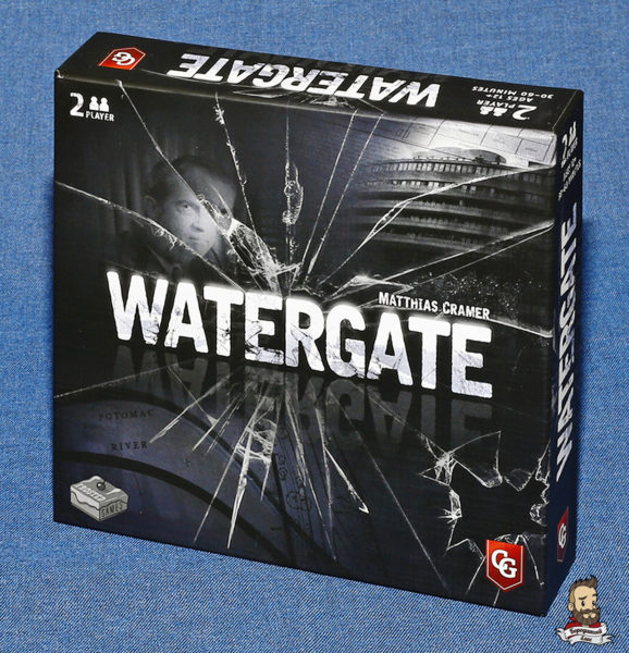 Коробка с игрой Watergate