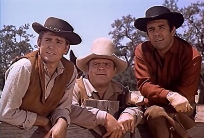 Bonanza. Hoss Cartwright on TV show Bonanza. Сериал золотое дно вестерн Картрайт. Mike Itkis Bonanza. Hoss Cartwright on TV show Bonanza plakat.